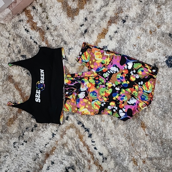 Fabletics 365+ Motion Vibrant Colored Set - Picture 1 of 5